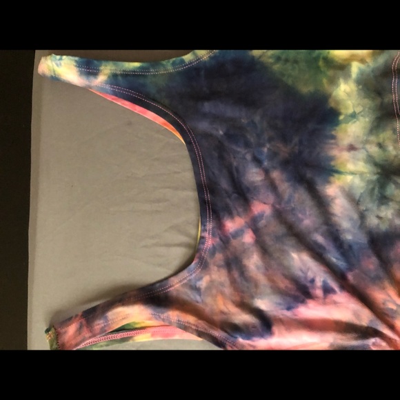 Two piece set - Picture 2 of 3